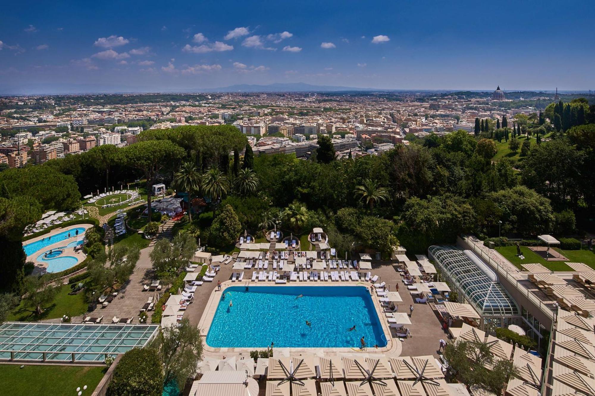 Rome Cavalieri, A Waldorf Astoria Hotel Zewnętrze zdjęcie